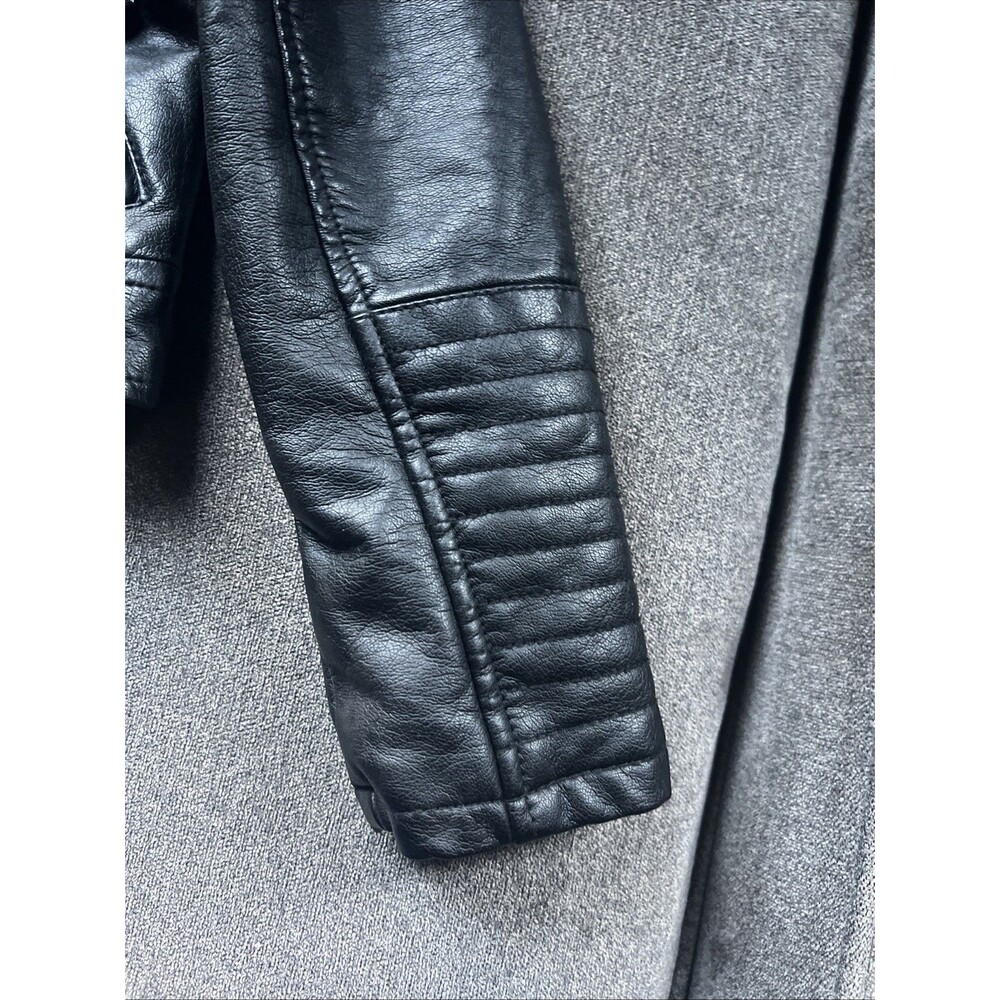 Girl’s Faux Leather Jacket Size 6X/L Zipper Closure With Pockets - Picture 9 of 11
